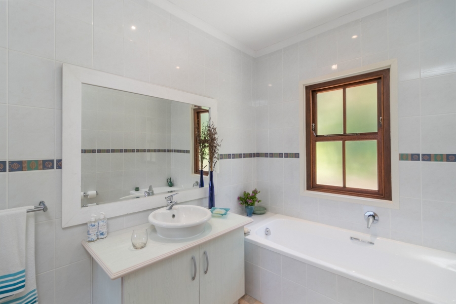 3 Bedroom Property for Sale in Westford Bridge Western Cape